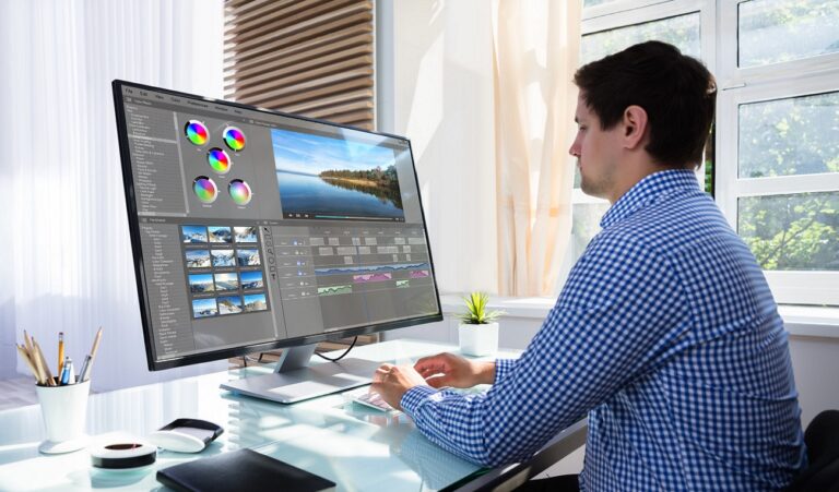 TOP 10 Best Monitors for Video Editing in India [2021] – A Buying Guide!